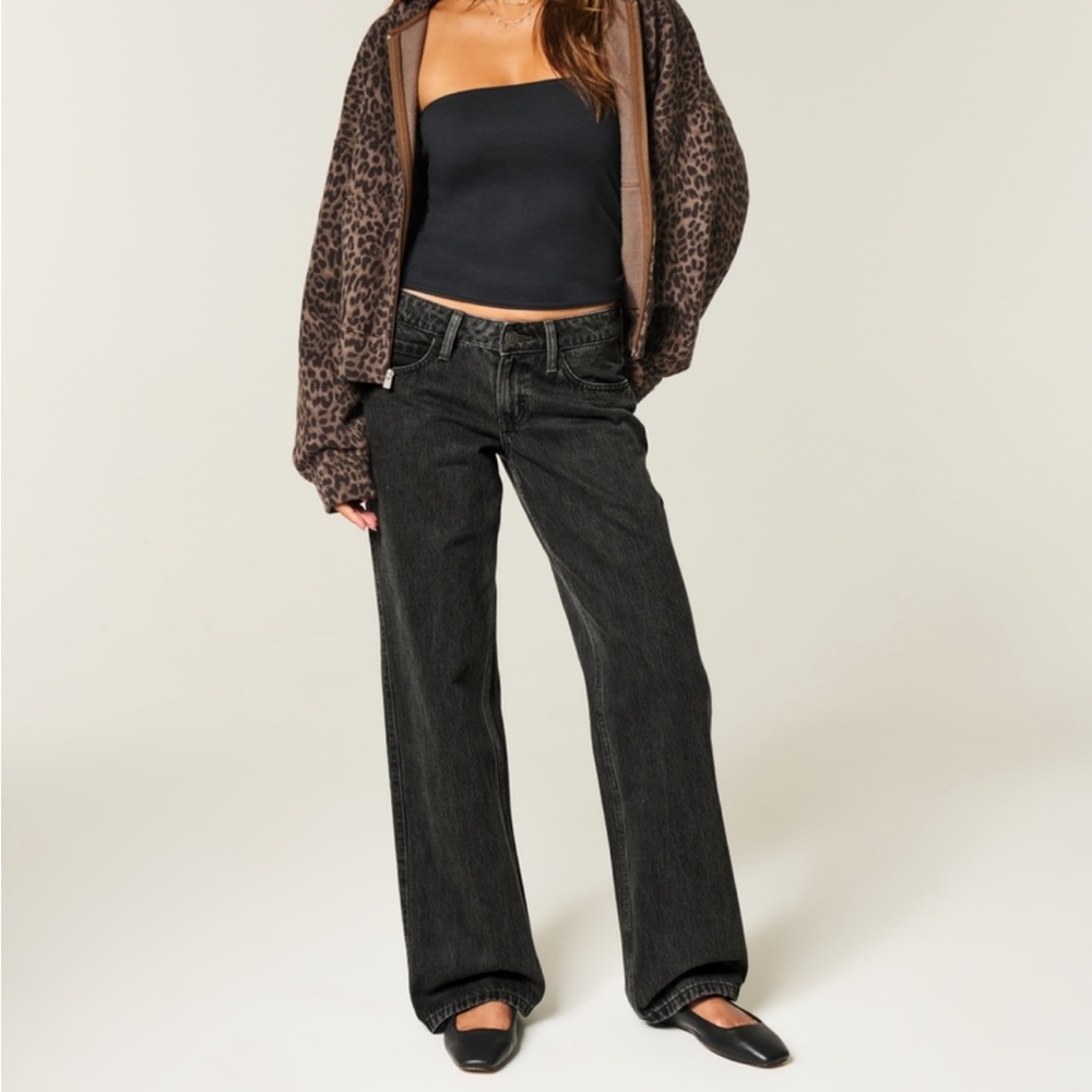 Hollister Low Rise Baggy Jeans - Picture 3 of 4
